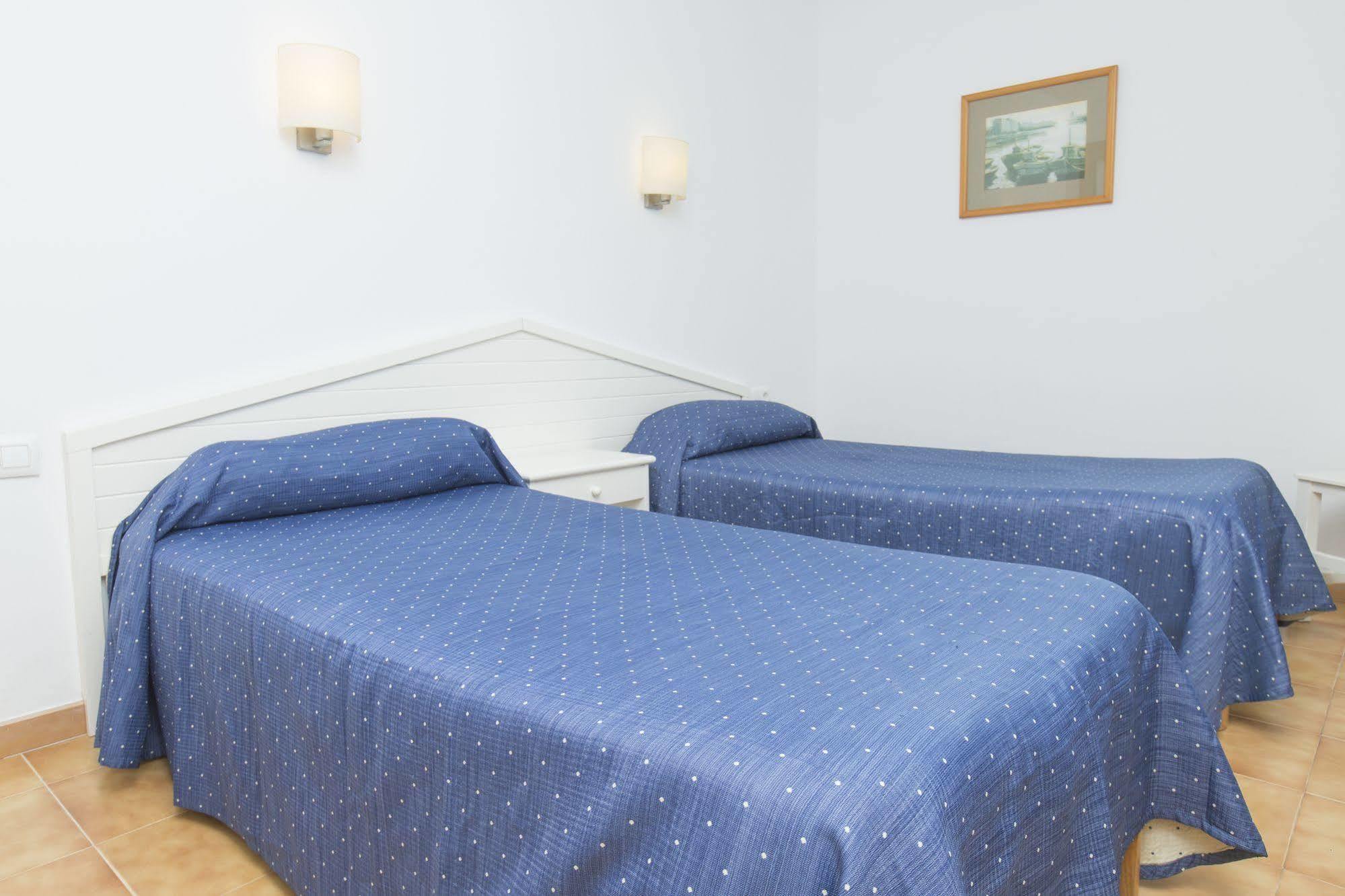 Apartamentos Massol Port de Pollenca Exterior photo