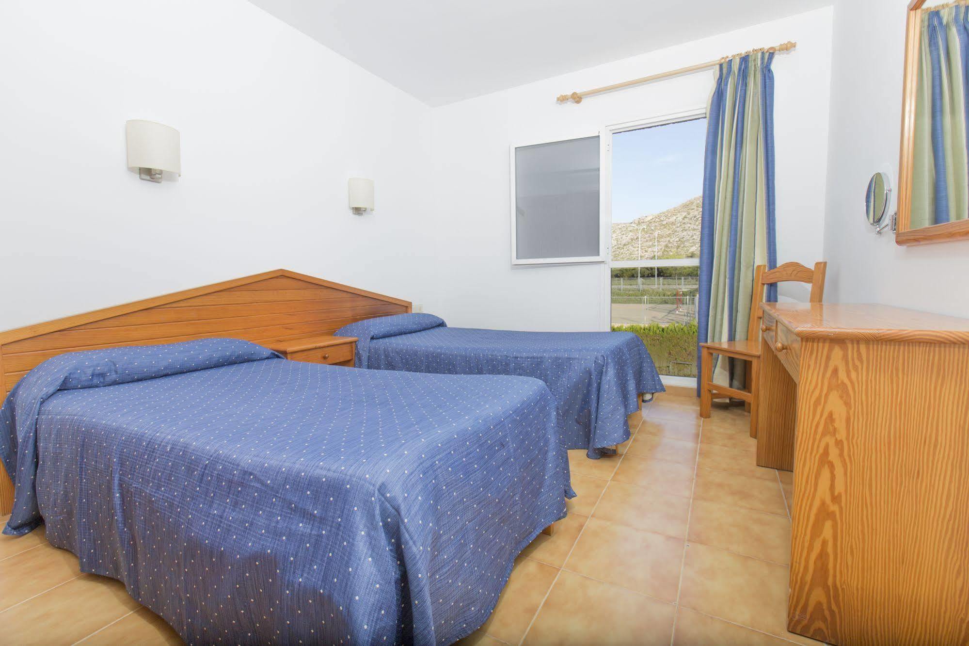 Apartamentos Massol Port de Pollenca Exterior photo